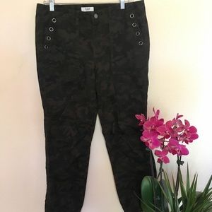 Kensie Camo Pants